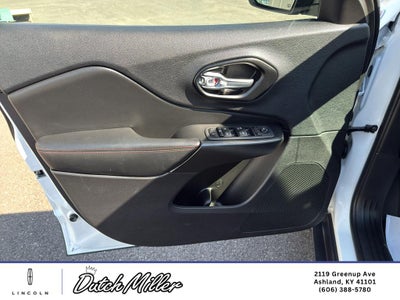 2022 Jeep Cherokee Trailhawk