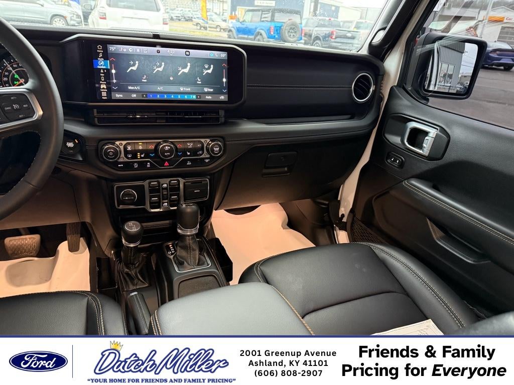 2024 Jeep Wrangler Sahara