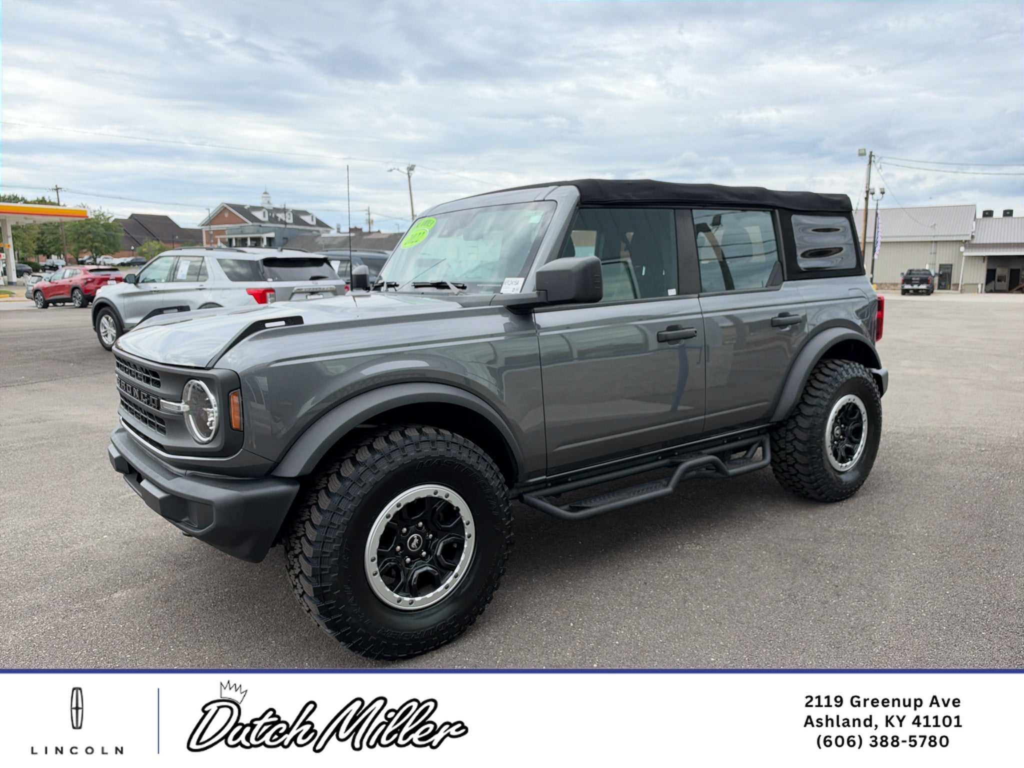 2022 Ford Bronco Base 4 Door 4x4