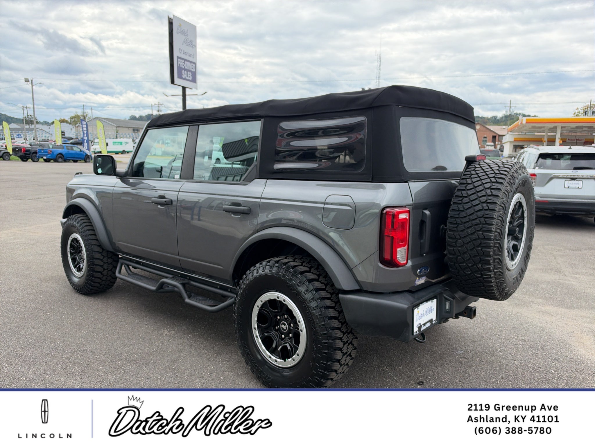 2022 Ford Bronco Base 4 Door 4x4