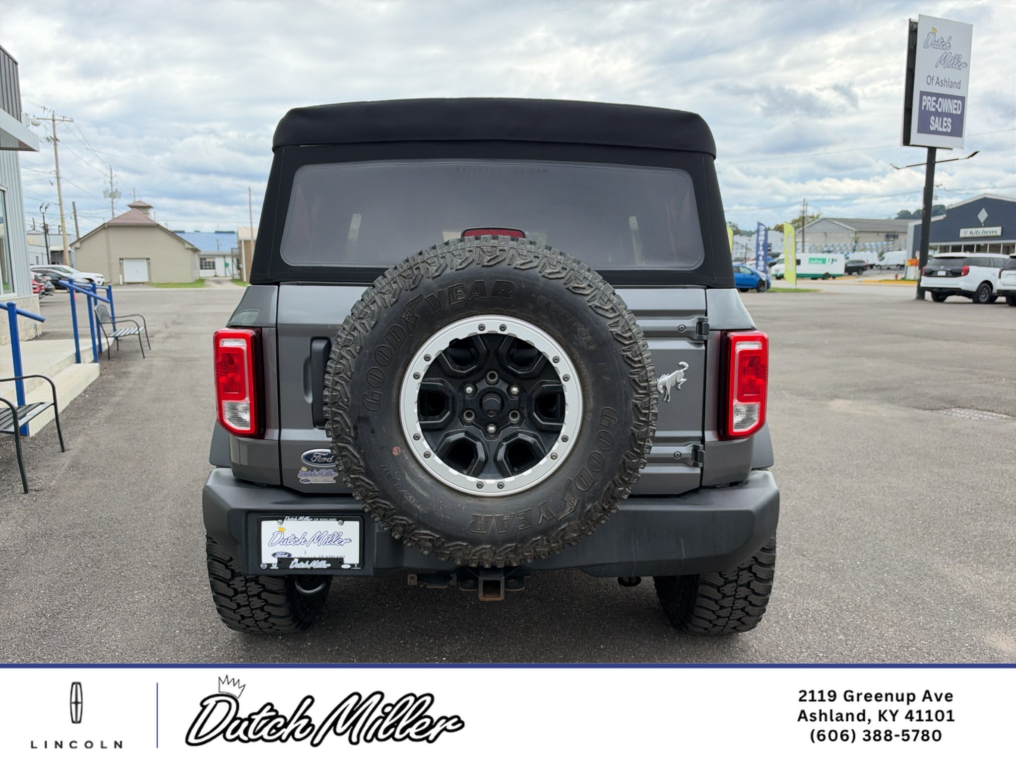 2022 Ford Bronco Base 4 Door 4x4