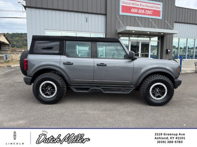 2022 Ford Bronco Base 4 Door 4x4