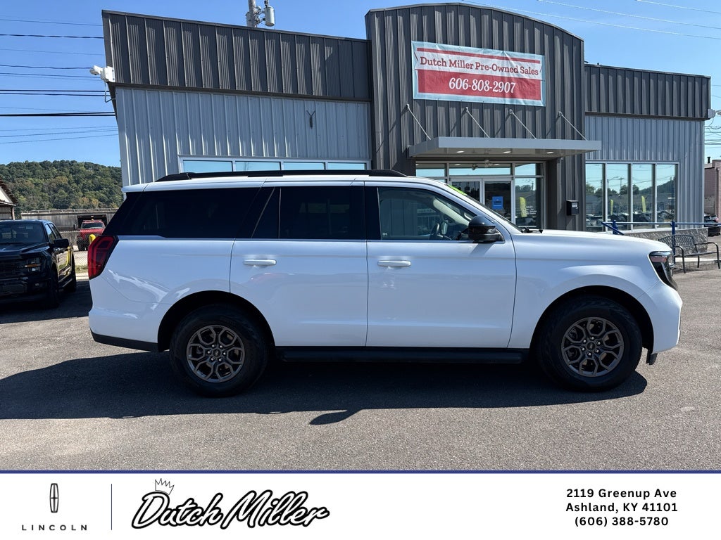 2025 Ford Expedition Active