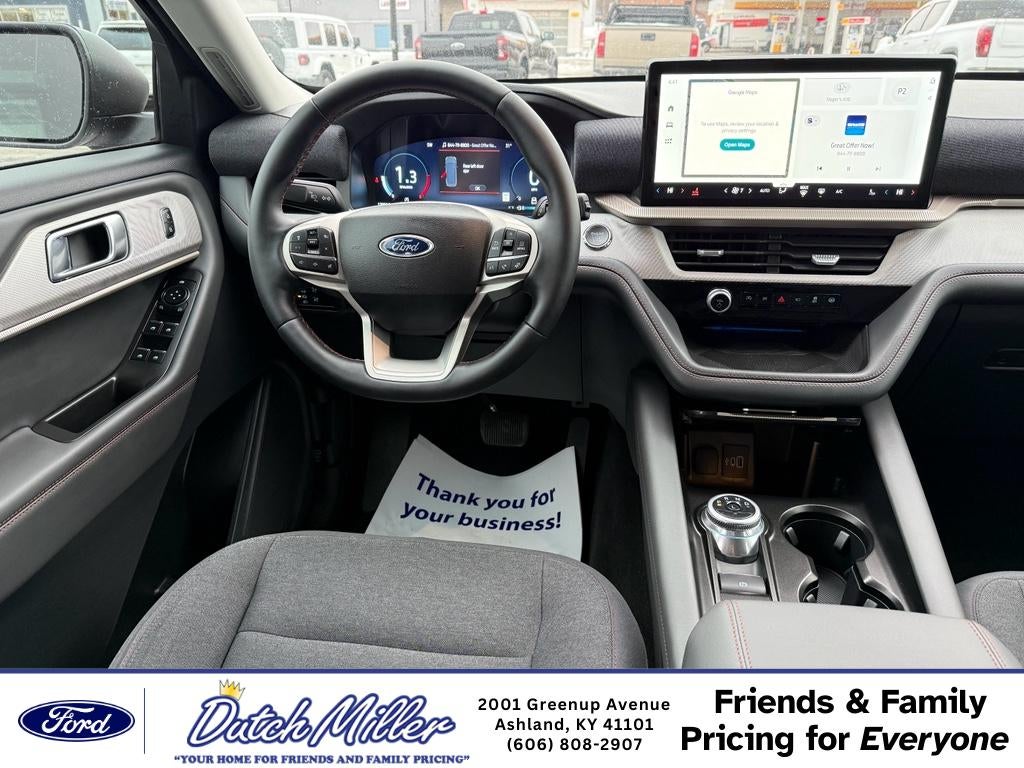 2025 Ford Explorer Active