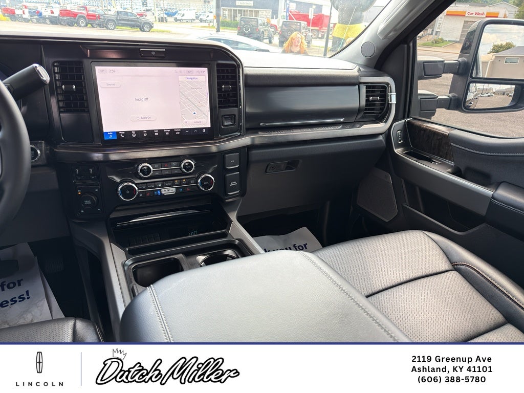 2026 Ford F-350 LARIAT