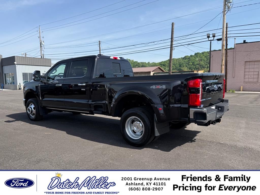 2025 Ford F-350 LARIAT