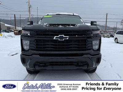 2024 Chevrolet Silverado Custom