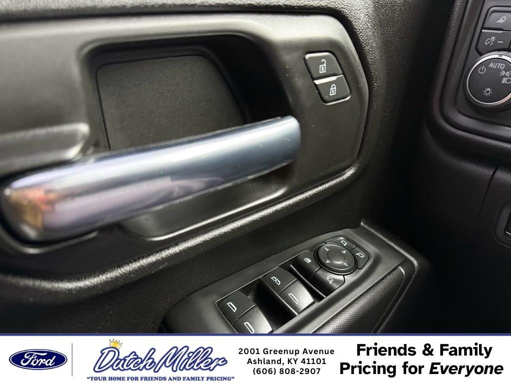 2024 Chevrolet Silverado Custom