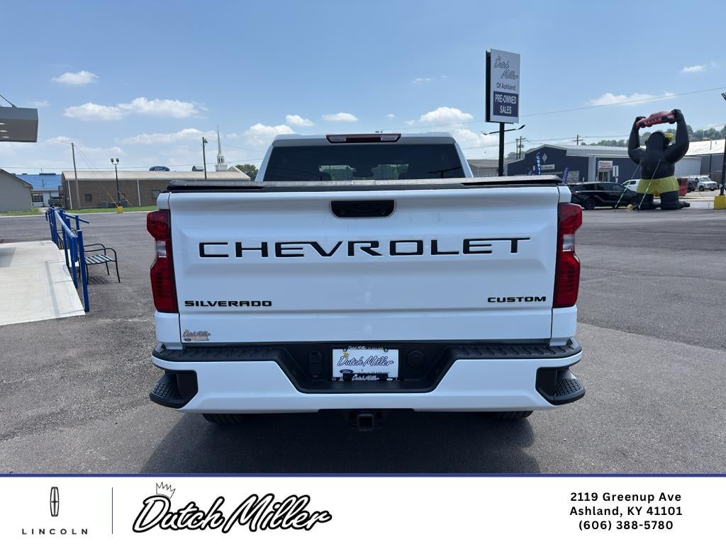 2024 Chevrolet Silverado Custom