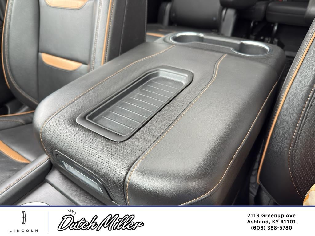 2024 GMC Yukon XL AT4