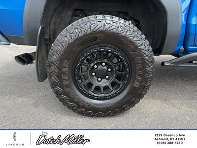 2024 GMC Canyon 4WD AT4X