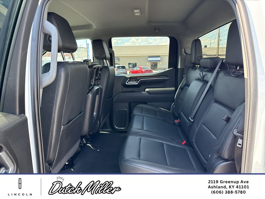 2025 GMC Sierra SLT