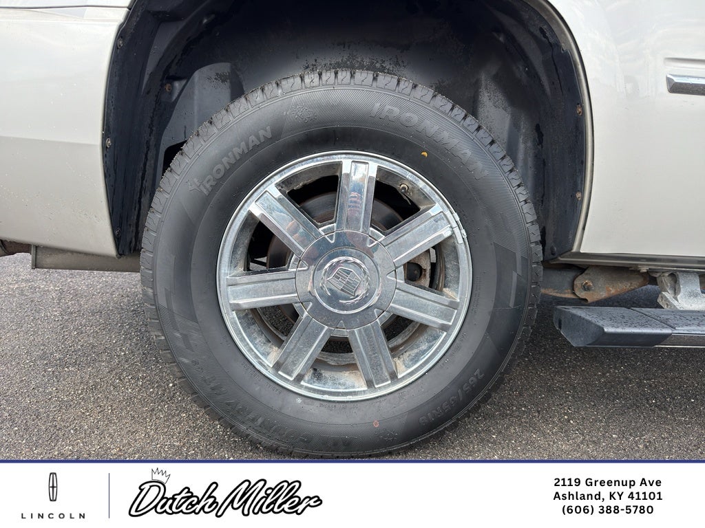 2008 Cadillac Escalade Base