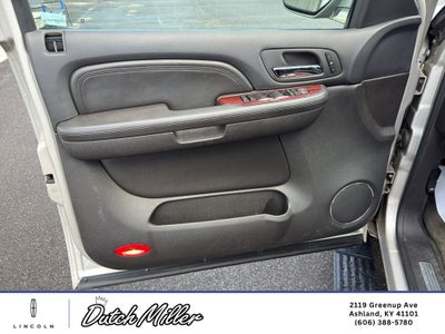 2008 Cadillac Escalade Base