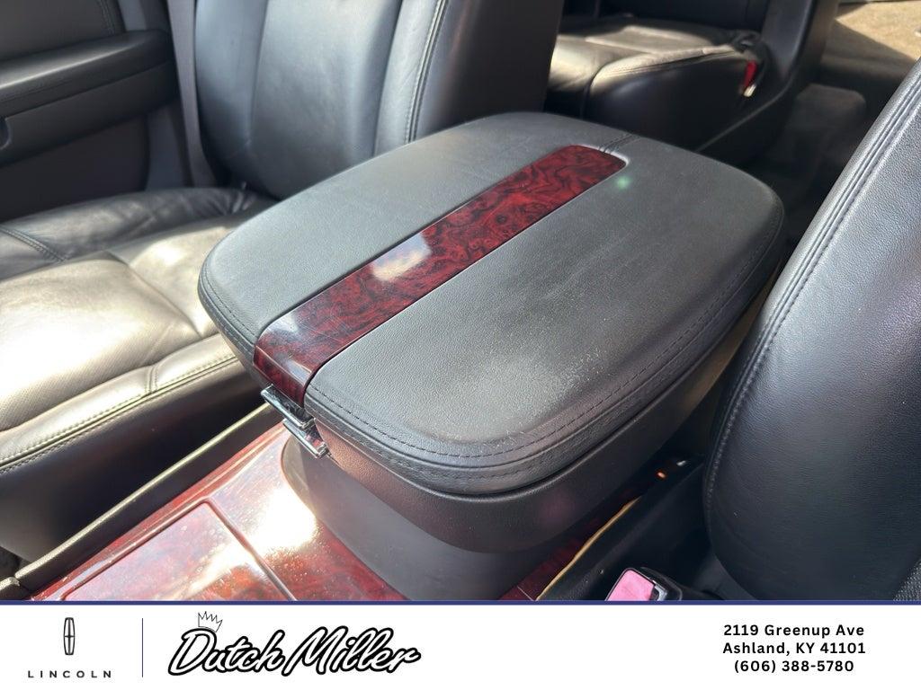 2008 Cadillac Escalade Base
