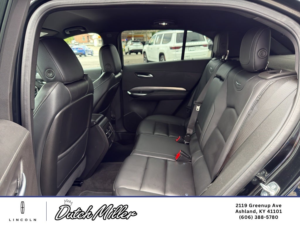 2025 Cadillac XT4 AWD Premium Luxury