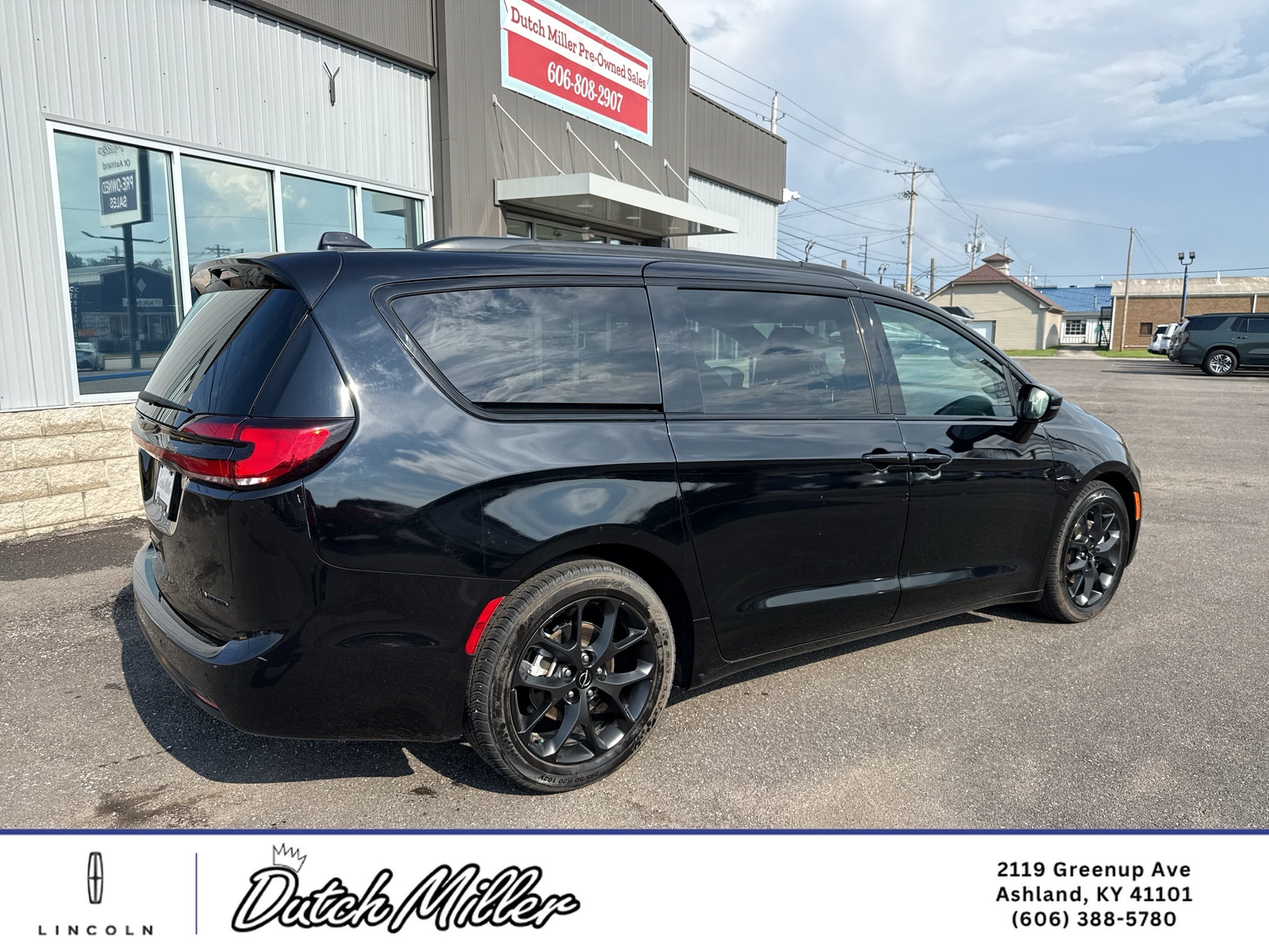 2025 Chrysler Pacifica Limited