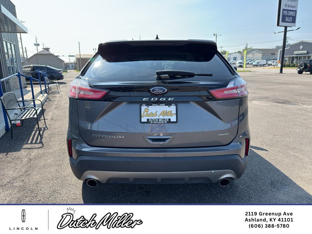 2022 Ford Edge Titanium