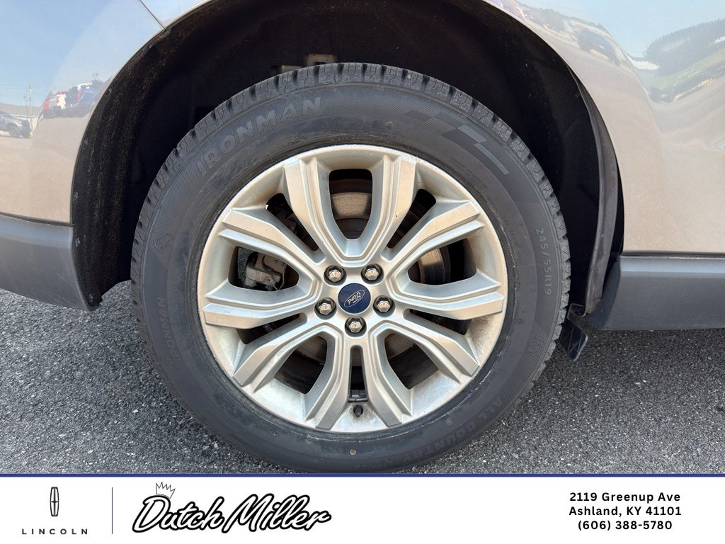 2022 Ford Edge Titanium