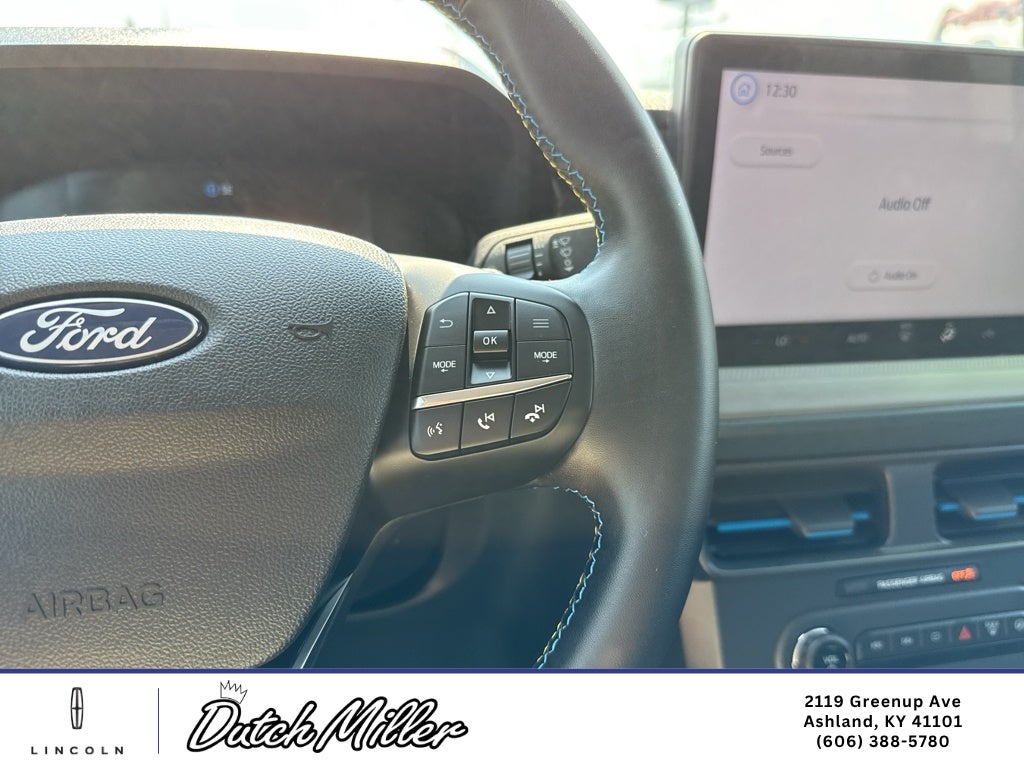 2025 Ford Maverick Lobo Standard