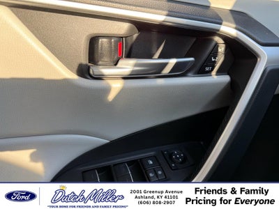 2023 Toyota RAV4 Hybrid Hybrid XLE Premium