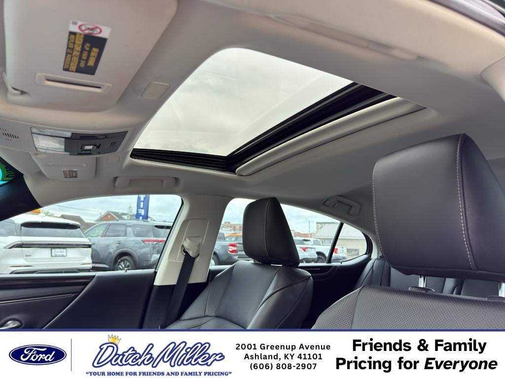 2021 Lexus ES 250 Base