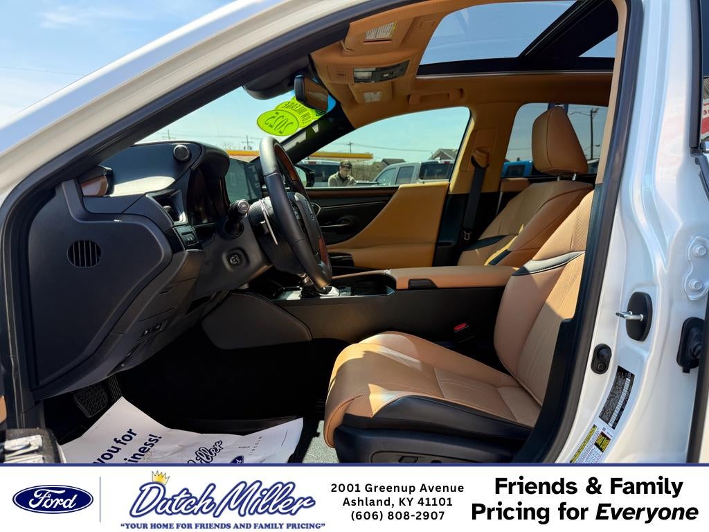2025 Lexus ES 350 Ultra Luxury