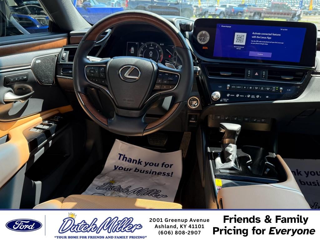 2025 Lexus ES 350 Ultra Luxury