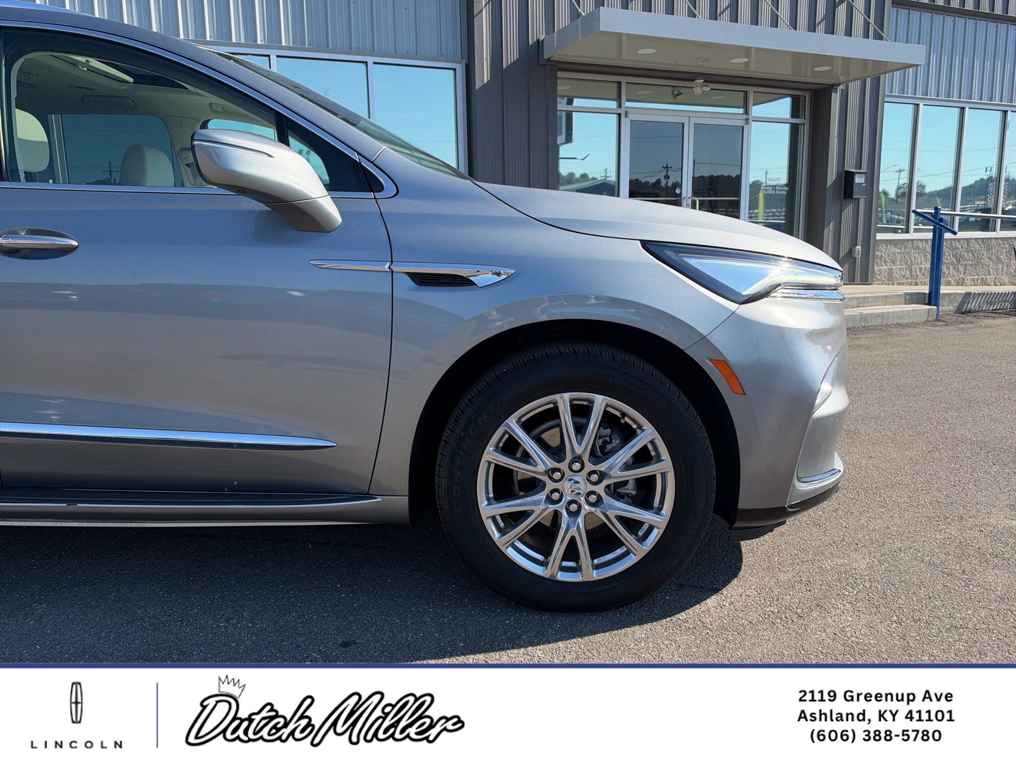 2024 Buick Enclave Essence