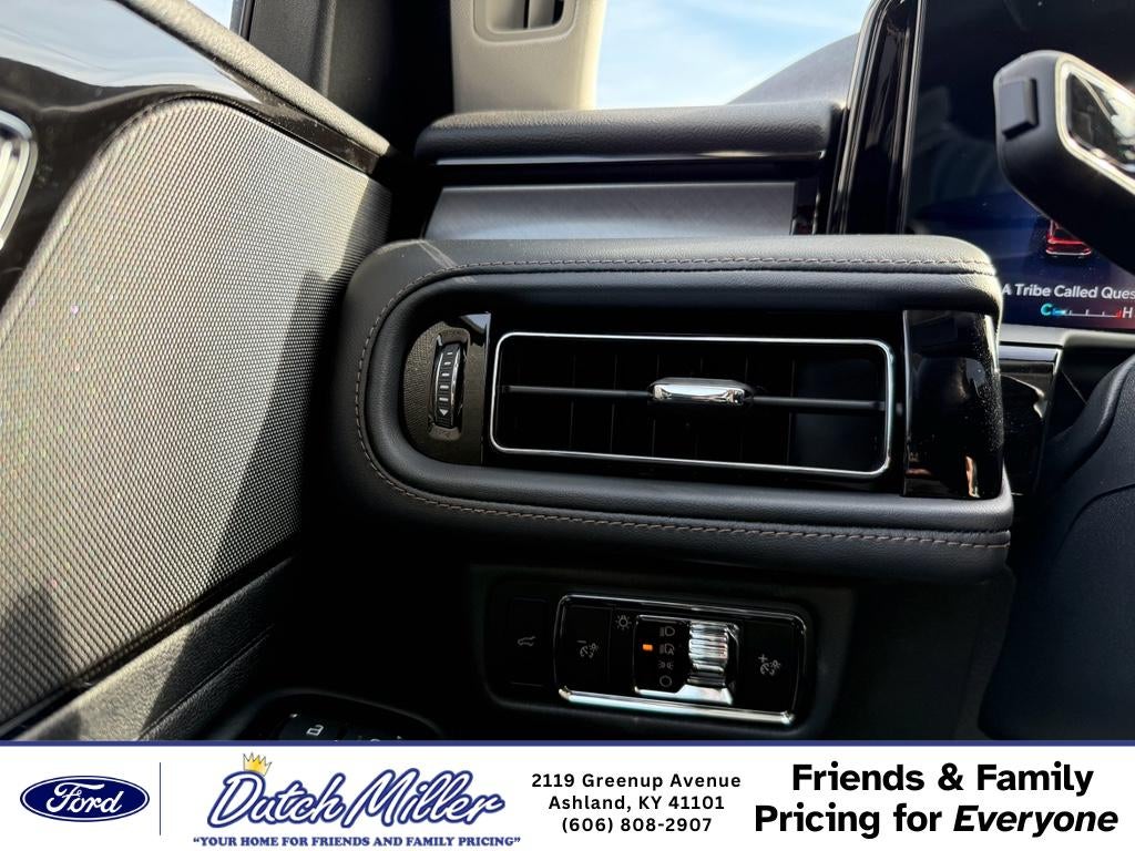 2025 Lincoln Aviator Premiere