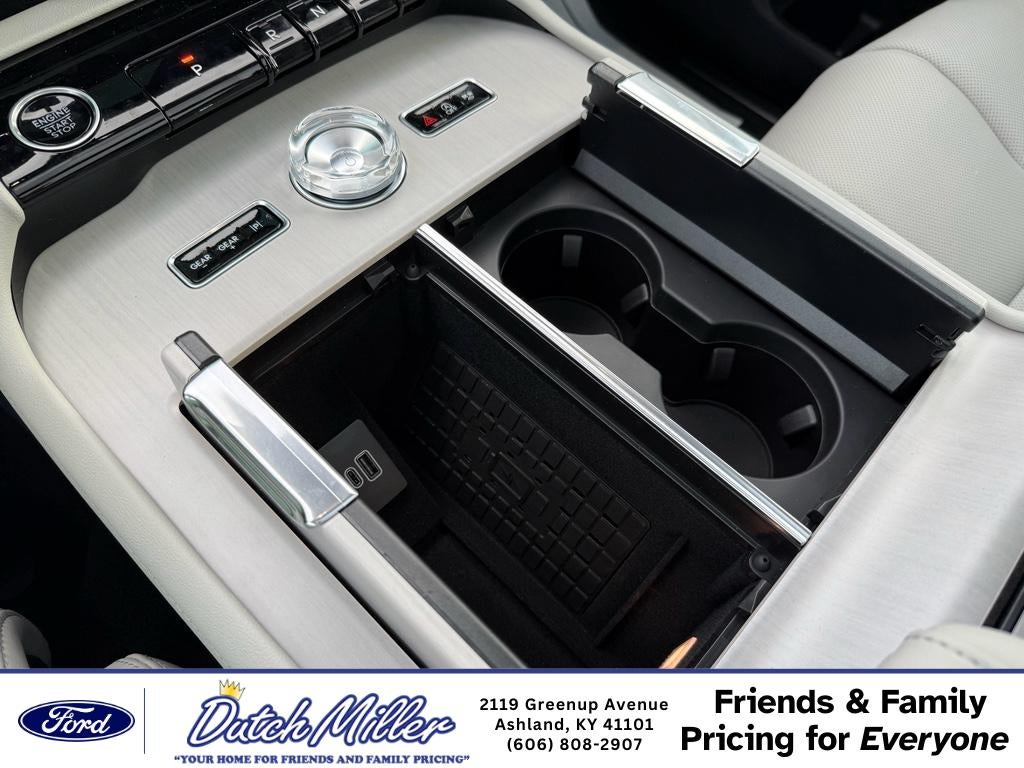 2025 Lincoln Navigator Reserve