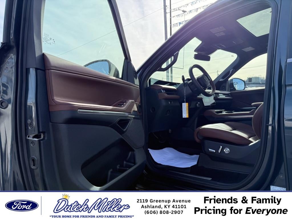 2025 Lincoln Navigator Reserve