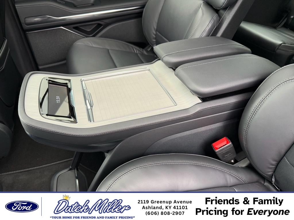 2026 Lincoln Navigator L Reserve