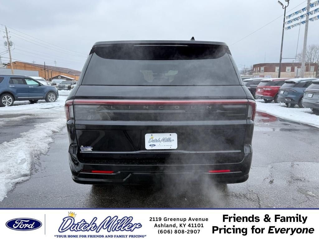 2026 Lincoln Navigator L Reserve