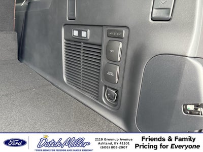 2025 Lincoln Navigator L Reserve