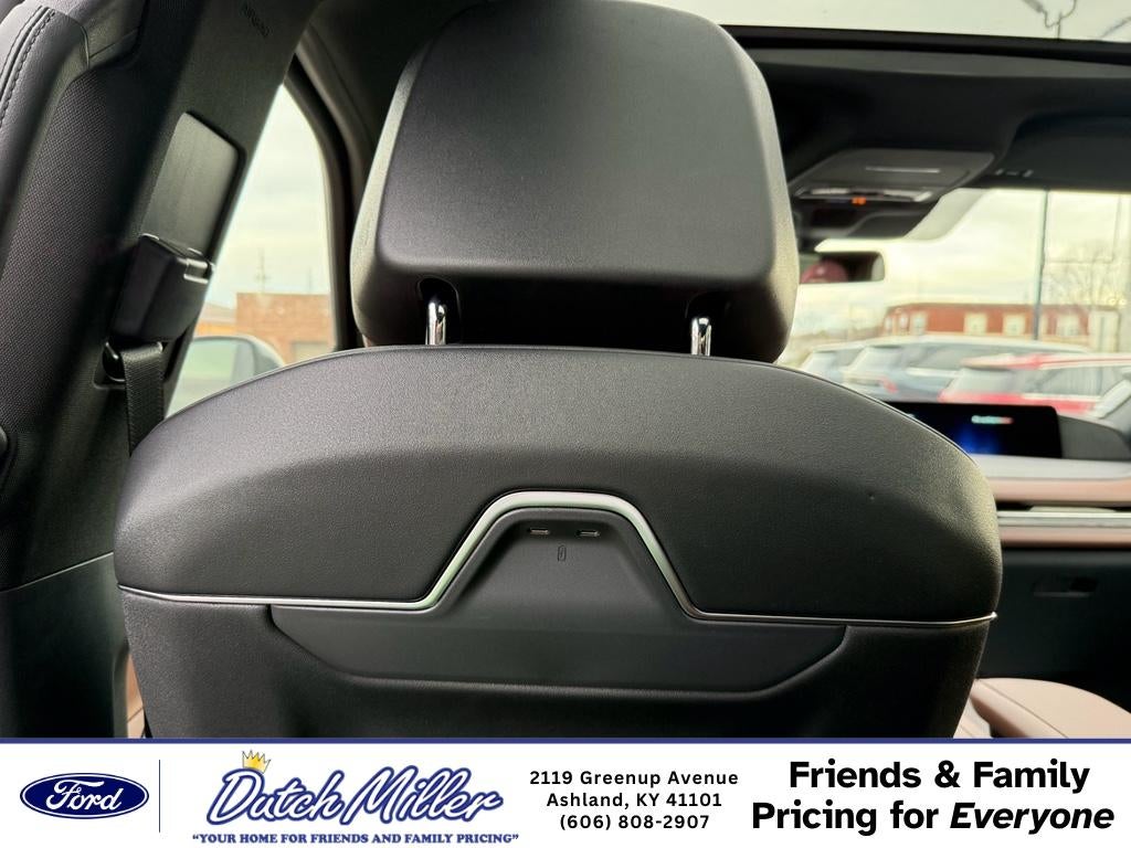 2025 Lincoln Navigator L Reserve