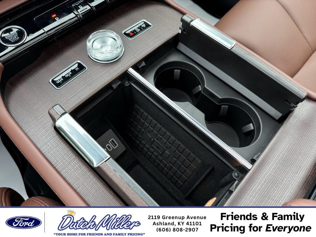 2025 Lincoln Navigator L Reserve