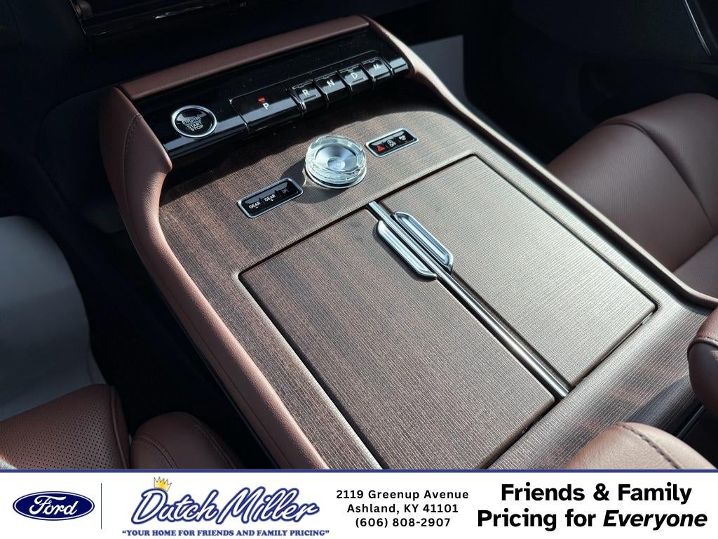 2026 Lincoln Navigator L Reserve