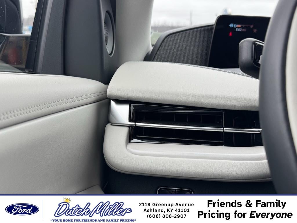 2026 Lincoln Navigator L Reserve