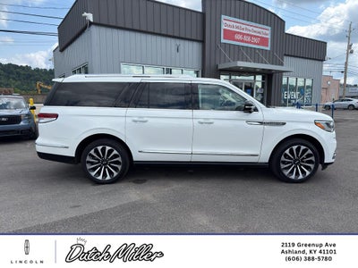 2022 Lincoln Navigator L Reserve