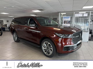 2027 Lincoln Navigator L Premier