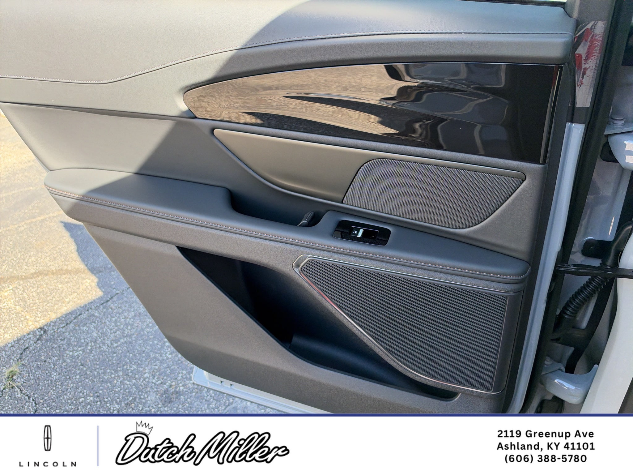 2026 Lincoln Nautilus Premiere - Photo 13
