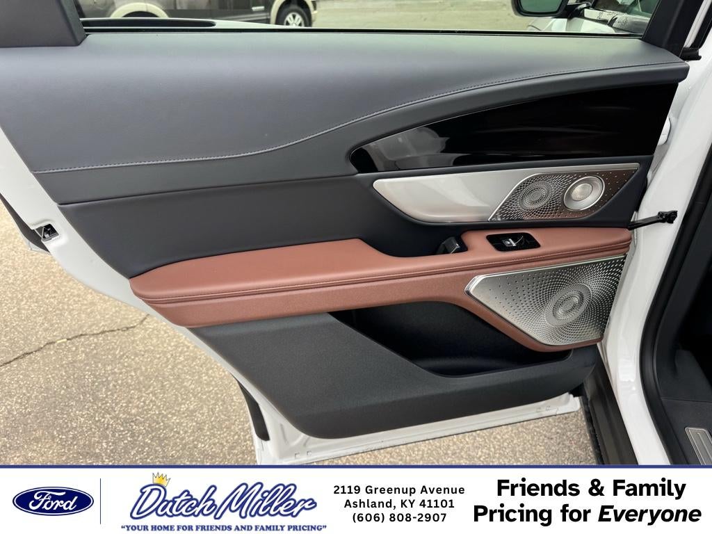 2026 Lincoln Nautilus Reserve