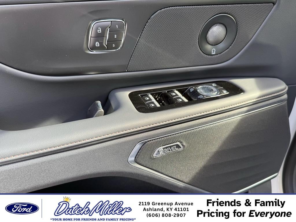 2026 Lincoln Nautilus Reserve