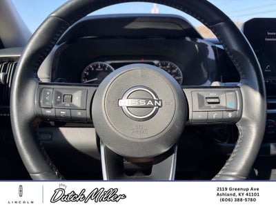 2023 Nissan Pathfinder SL