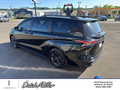 2025 Toyota Sienna XSE