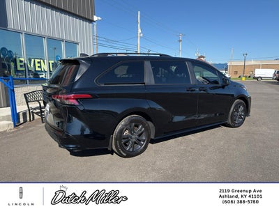 2025 Toyota Sienna XSE