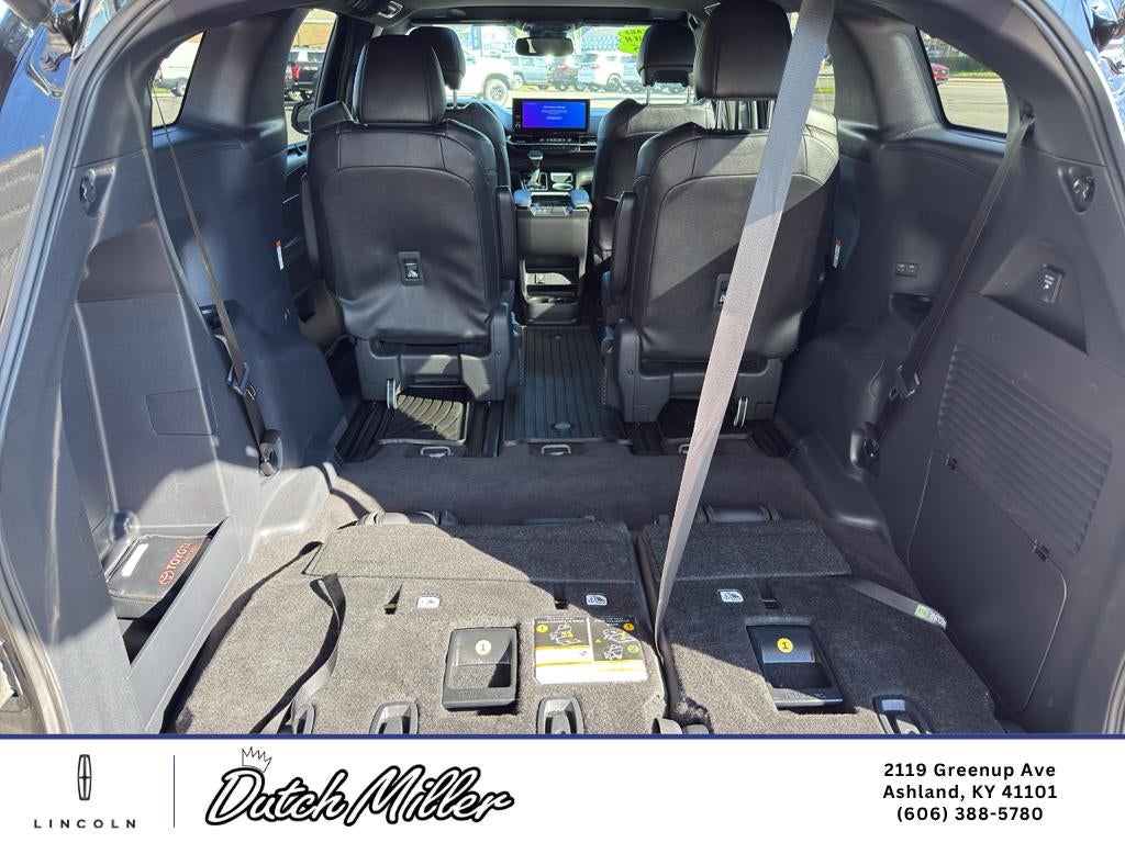 2025 Toyota Sienna XSE