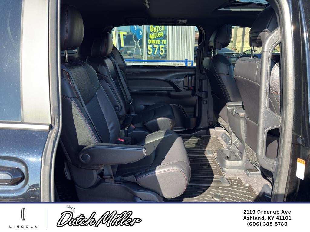 2025 Toyota Sienna XSE