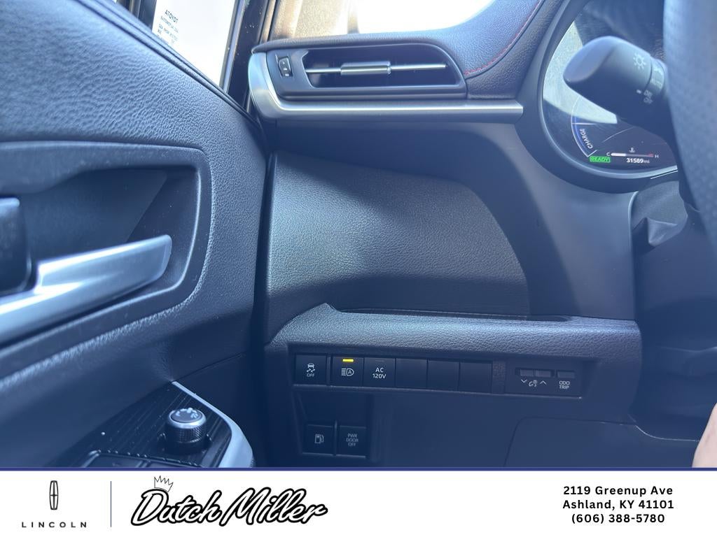2025 Toyota Sienna XSE